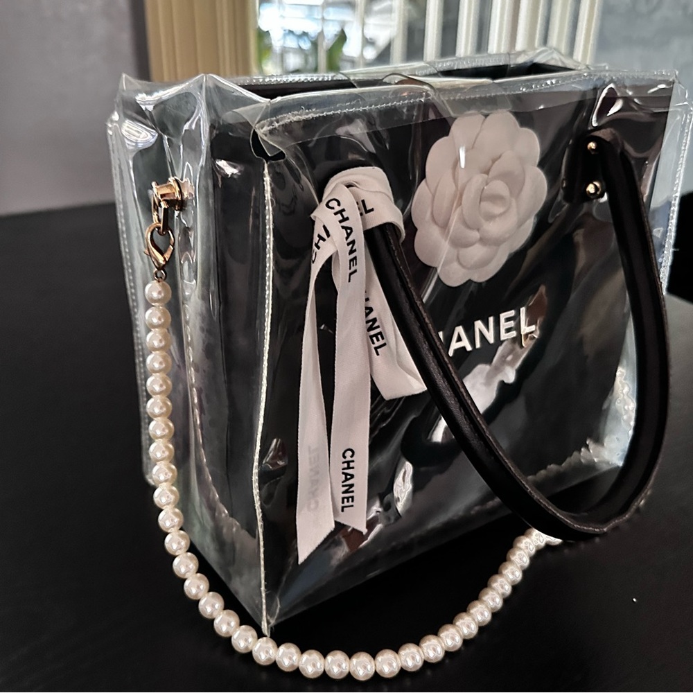 shopping bag Chanel Black - Picture 6 of 6